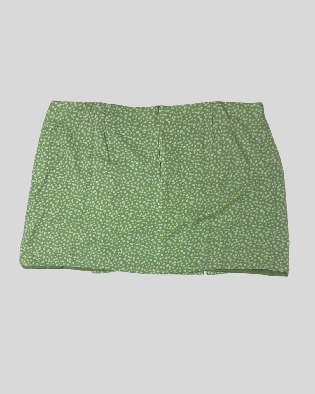 Daisy Street Green Ditsy Floral Mini Skirt (4X)