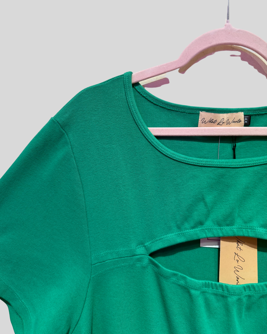 What Lo Wants NWT Kelly Green Dress with Neckline Cutout (4X)