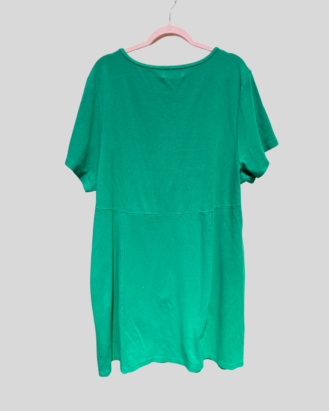 What Lo Wants NWT Kelly Green Dress with Neckline Cutout (4X)