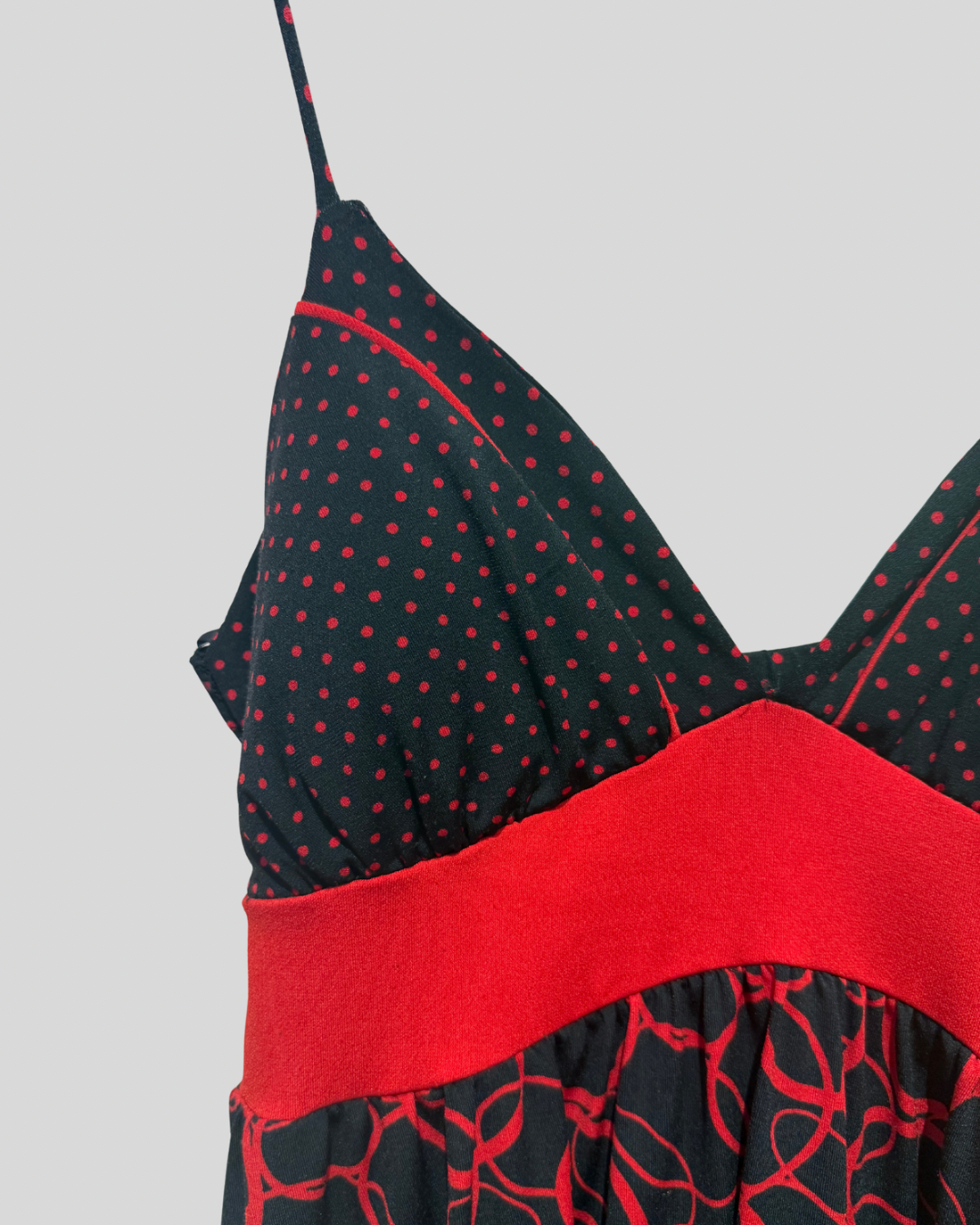 Vintage My Michelle Black and Red Printed Flirty Tie Back Dress (XL)