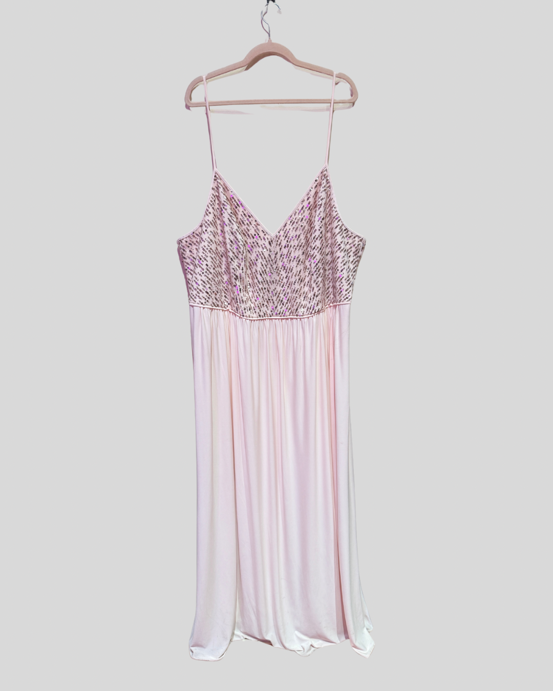 DB Studio Pink Sequin Combo Fabric Gown (24)