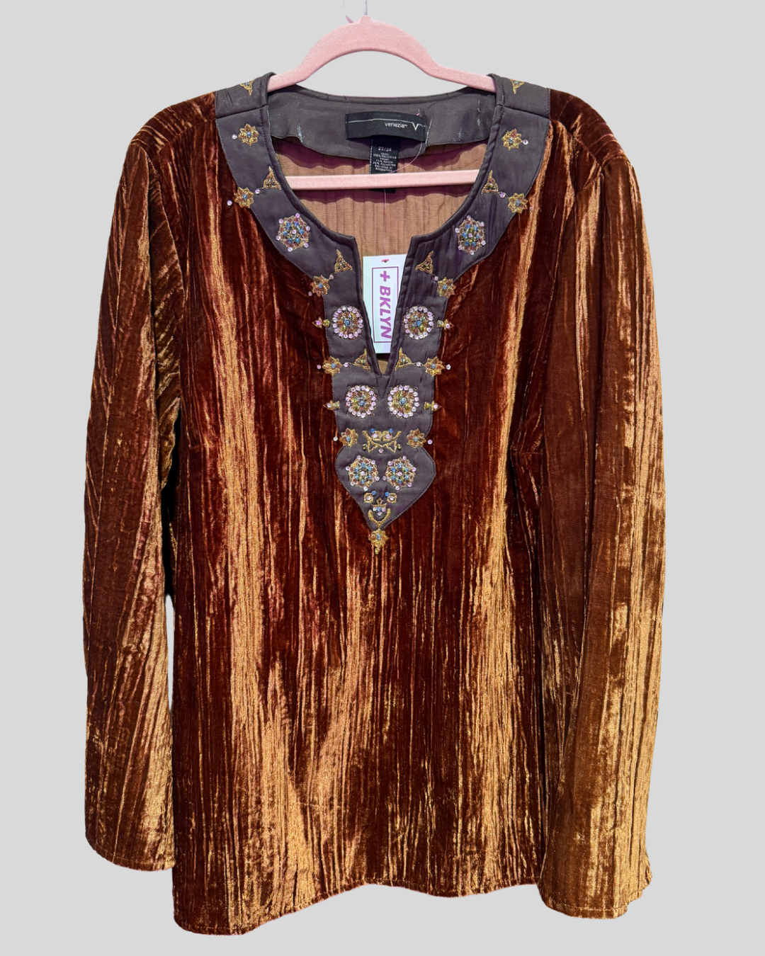 Vintage Venezia Brown Velvet Embellished Top (22/24)