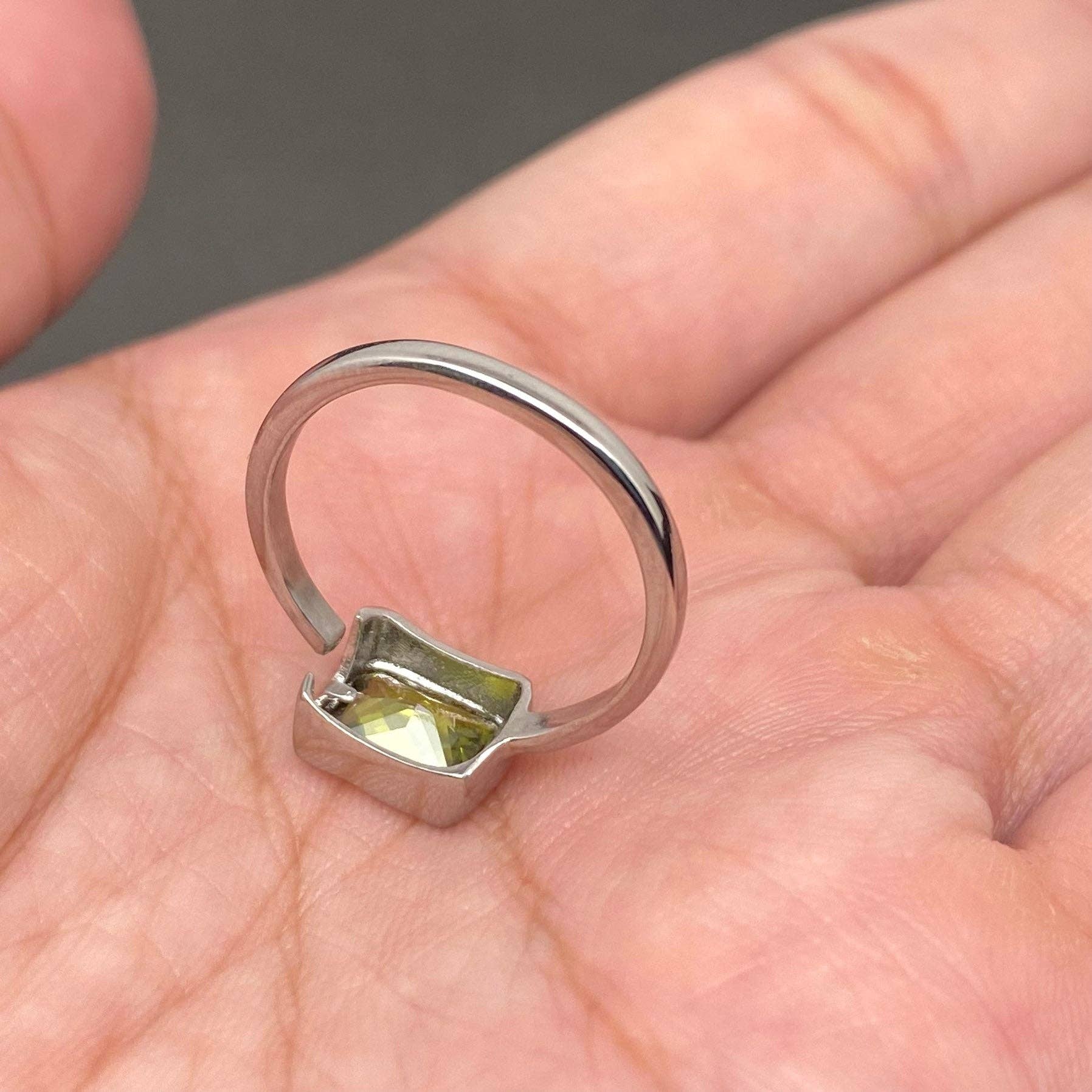 Green Zircon Inlaid Stainless Steel Adjustable Ring: 9