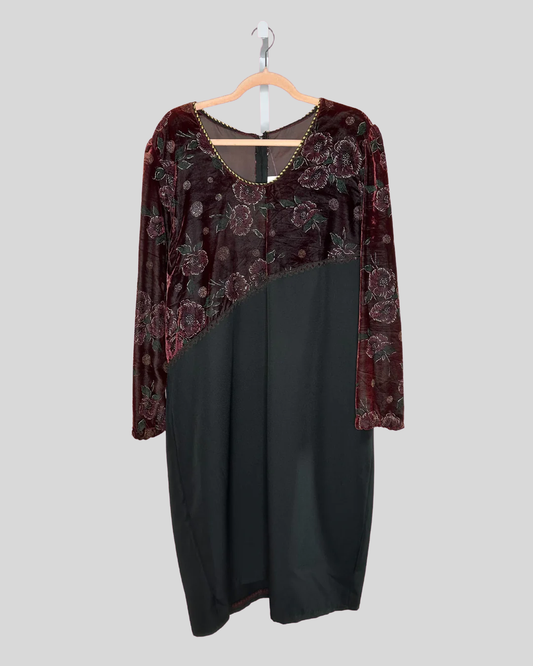 Vintage Unbranded Handmade Velvet Dress (2X)