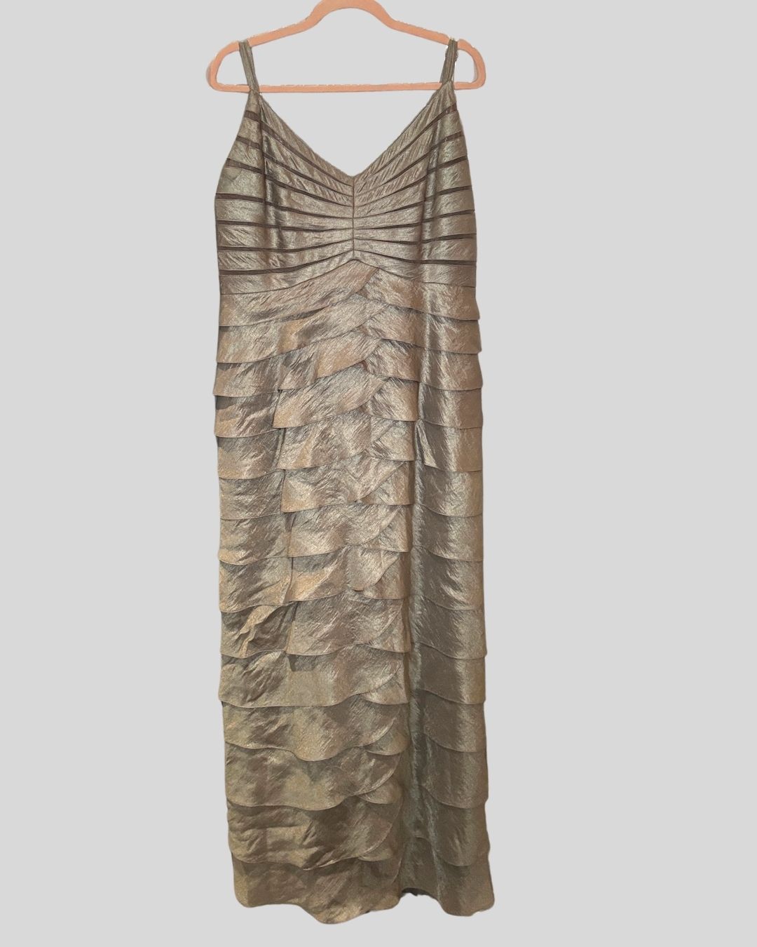 Adrianna Papell Grey Fish Scale Gown (16) – Plus BKLYN