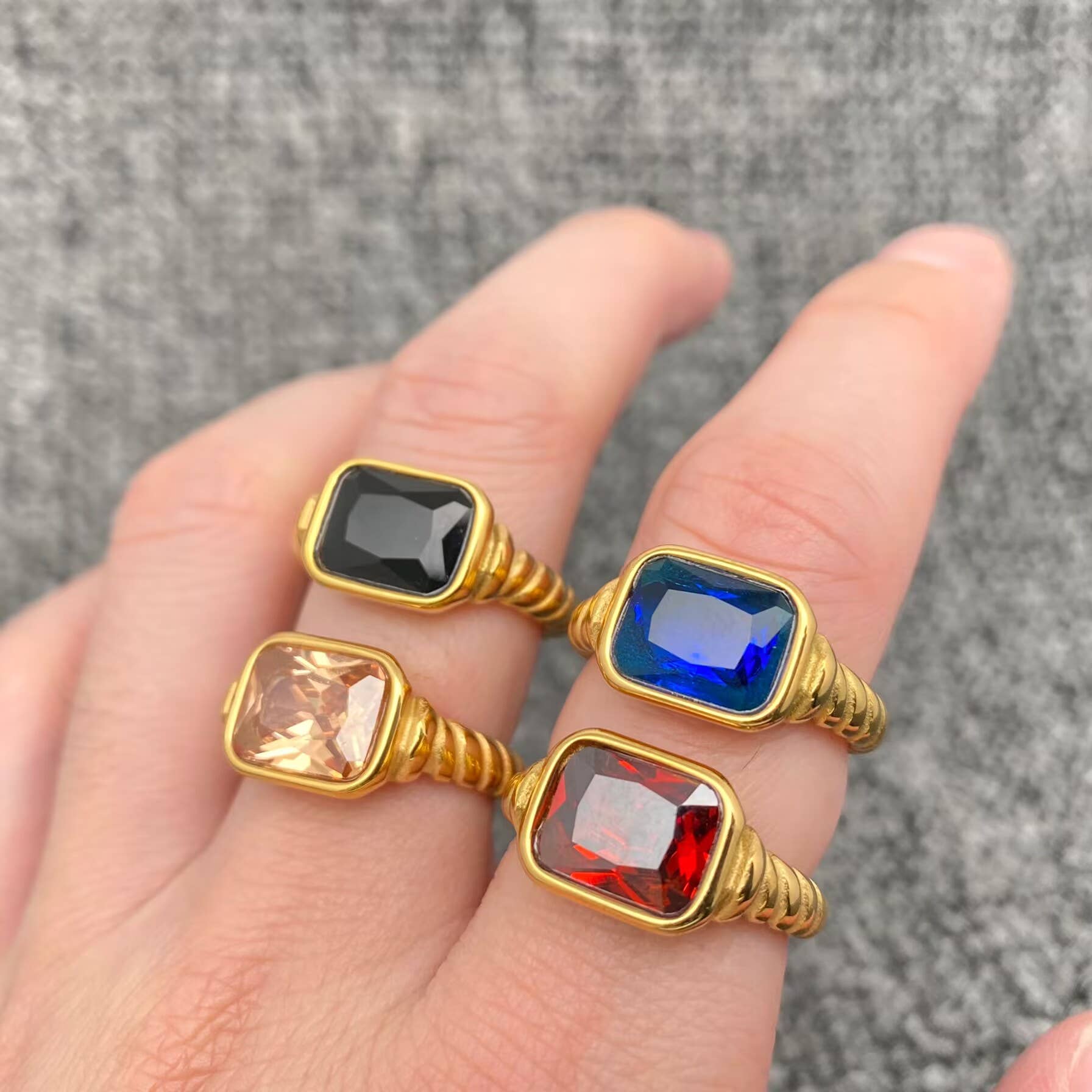 FGS - Inlaid Zircon Twisted Spiral 18K Gold Plated  Ring: Red / 9