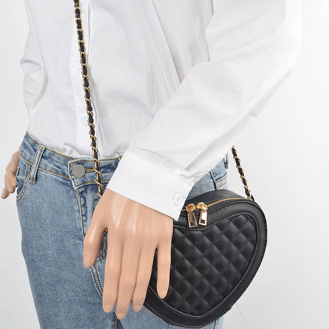 Quilted Blk Heart Shape Crossbody Bag: Black