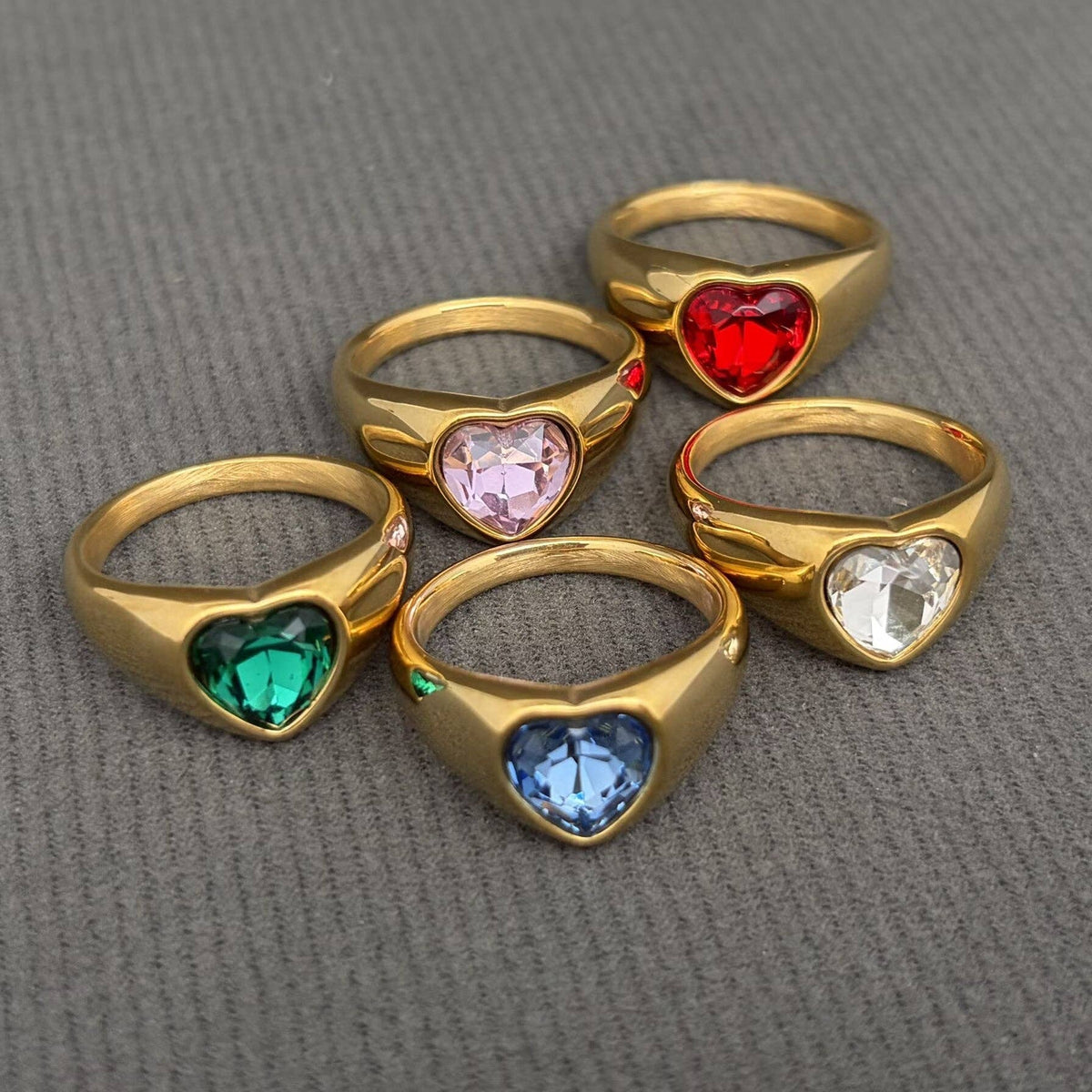 Colored Heart Zircon Glossy 18K Gold Plated S.Steel Ring - FGS: Red / 9
