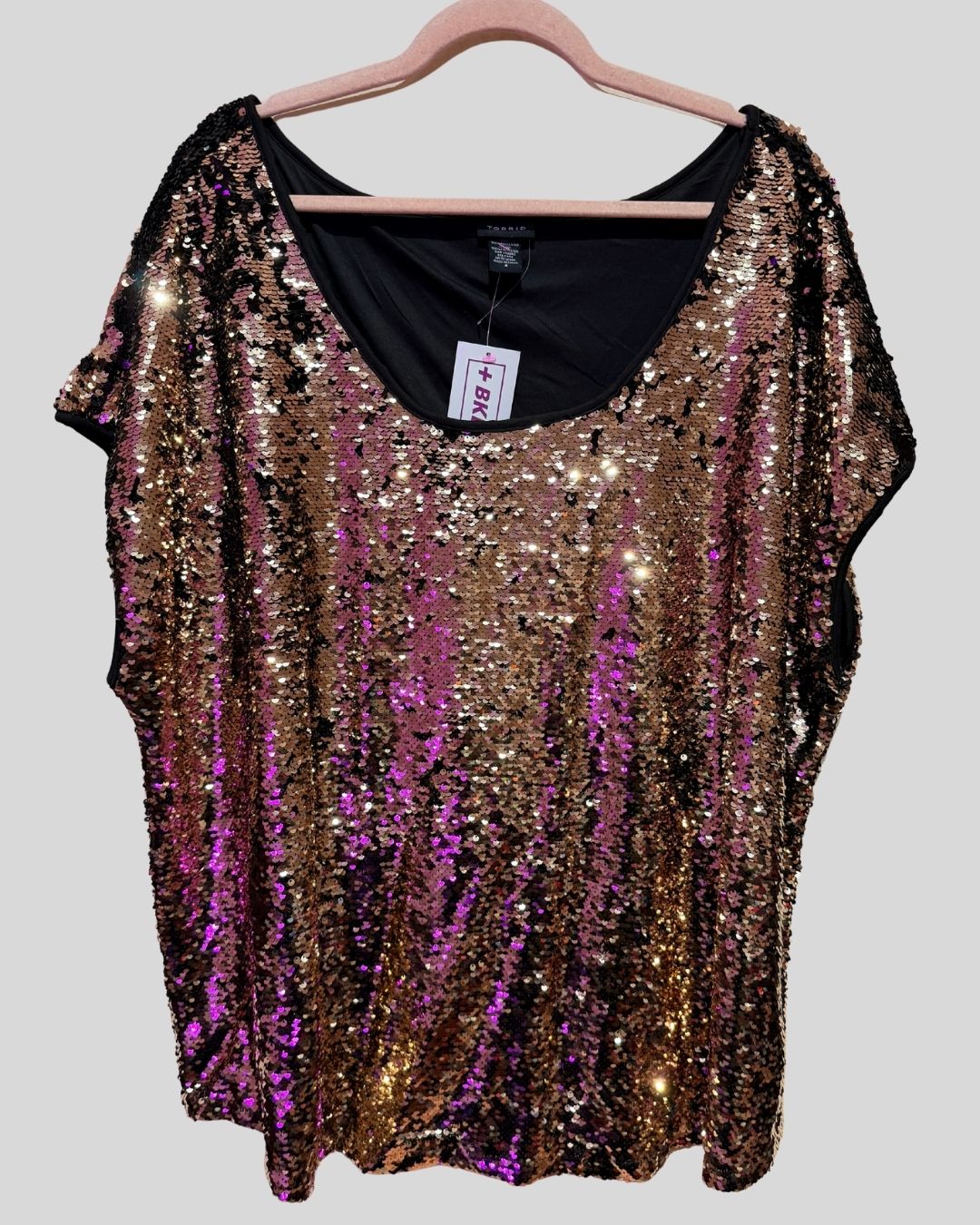 Torrid NWT Gold and Black Flip Sequin Tee (4)