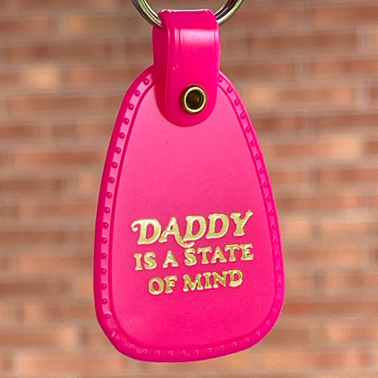 The Silver Spider - Daddy is a state of mind Saddle Keychain hot pink or glow: Hot pink