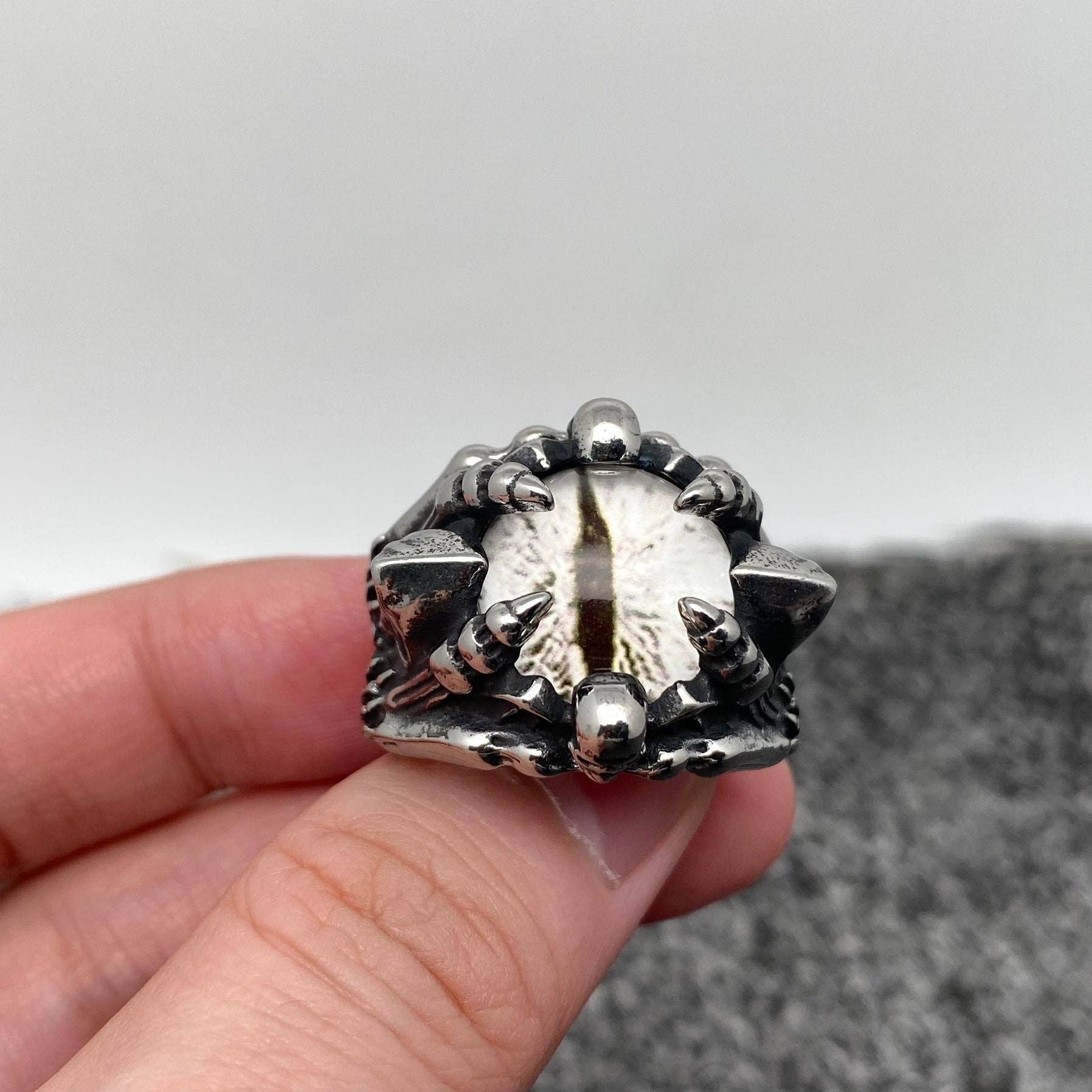 Skull Demon Eyes Stainless Steel Ring - MJ/MR/GT: Red / 10