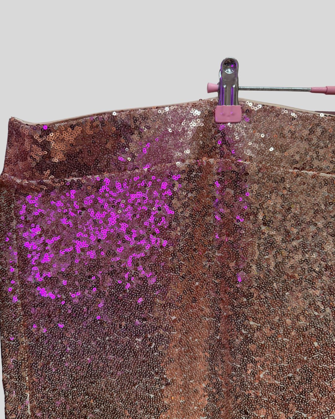 TORRID NWT gold sequin pants (6T)