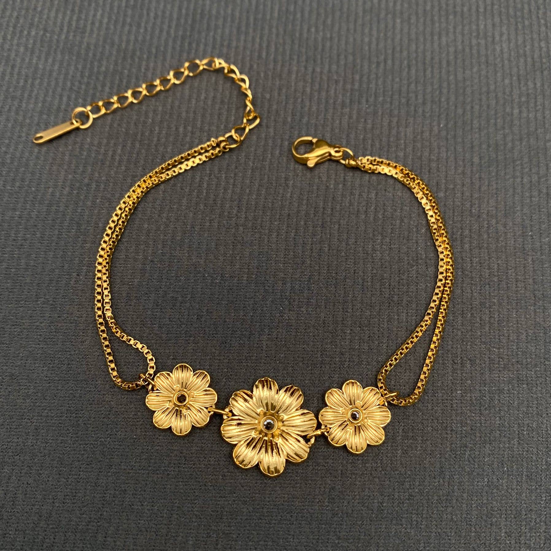 3 Flowers Charm 18K Gold Plated S.Steel Bracelet - FGS