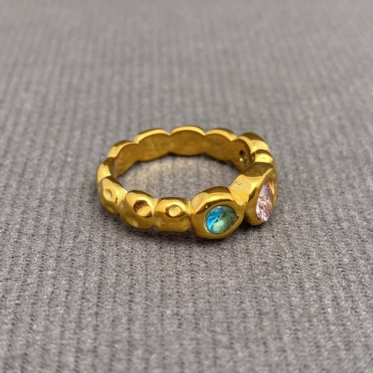 Zircon Inlaid Hammer Texture 18K Gold Plated S.Steel Ring - FGS: Colored / 8