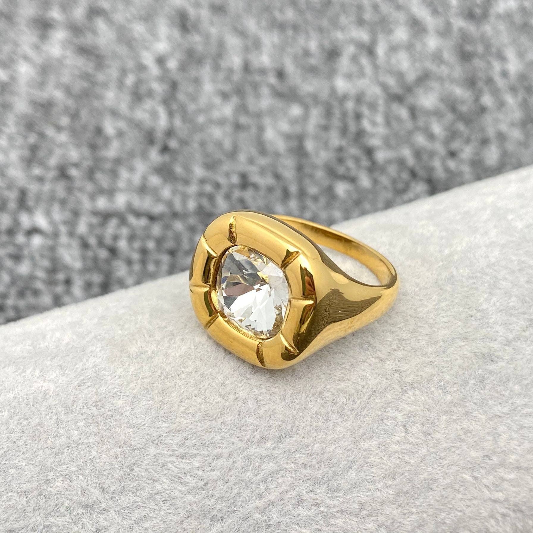 FGS - Large Zircon 18K Gold Plated Stainless Steel Ring : Pink zircon / 8
