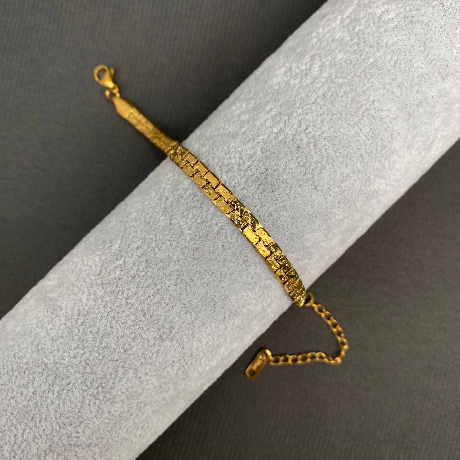 Hammer Texture 18K Gold Plated S.Steel Flat Bracelet - FGS