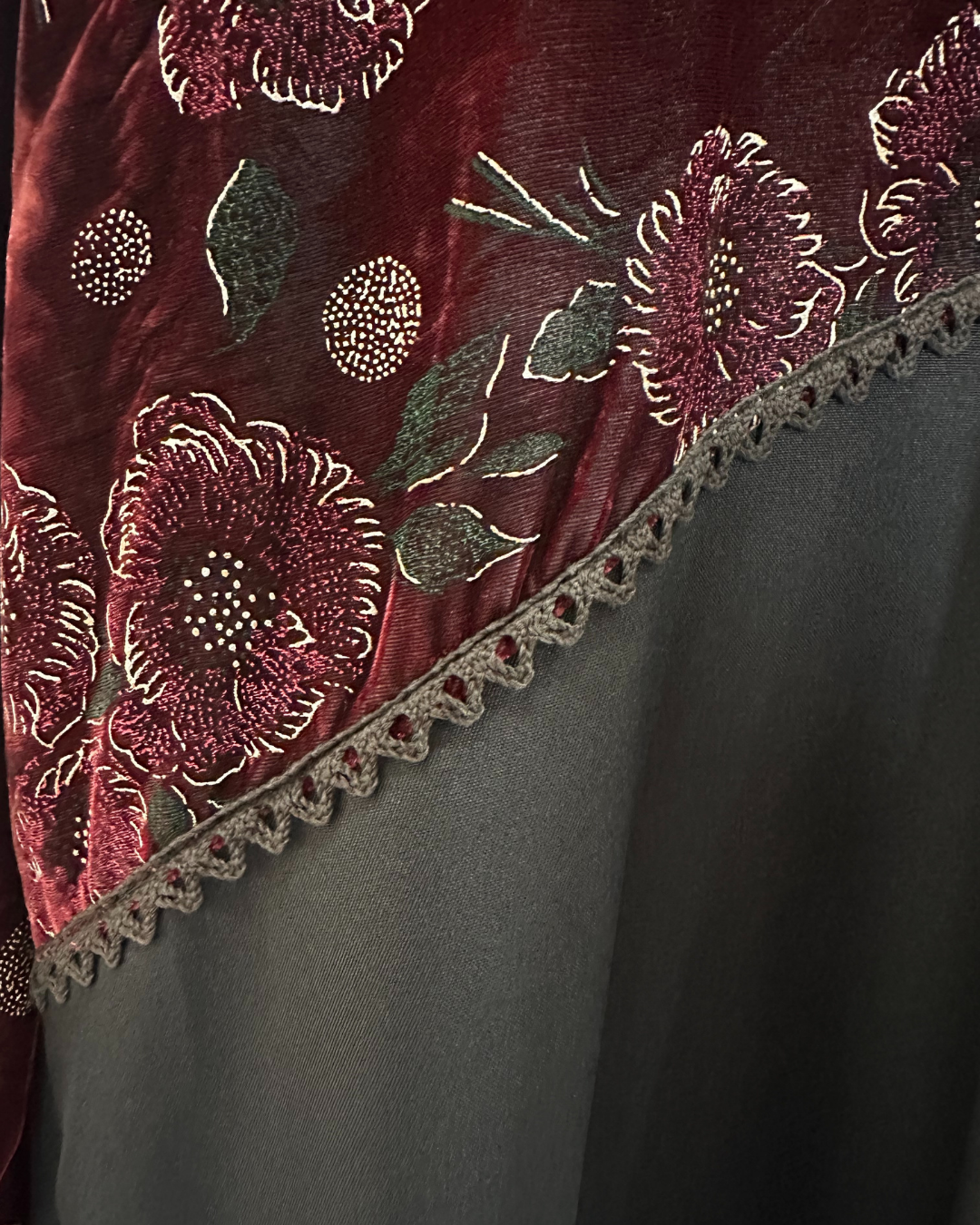 Vintage Unbranded Handmade Velvet Dress (2X)