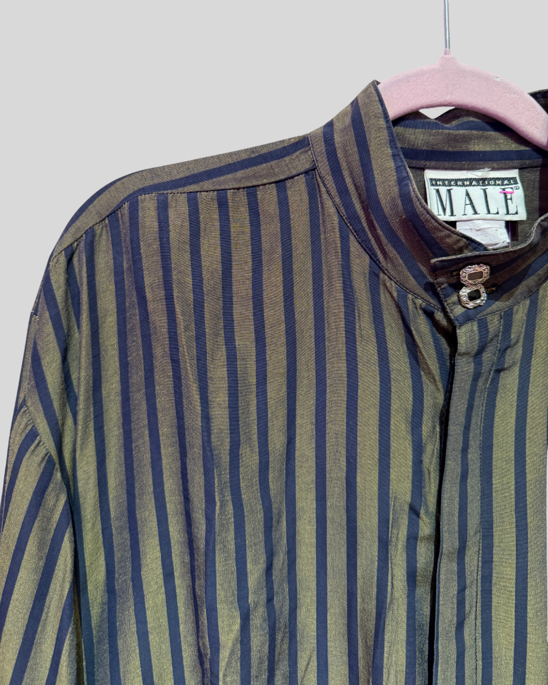 Vintage International Male Green Striped Button Down with Novelty Buttons (XL)
