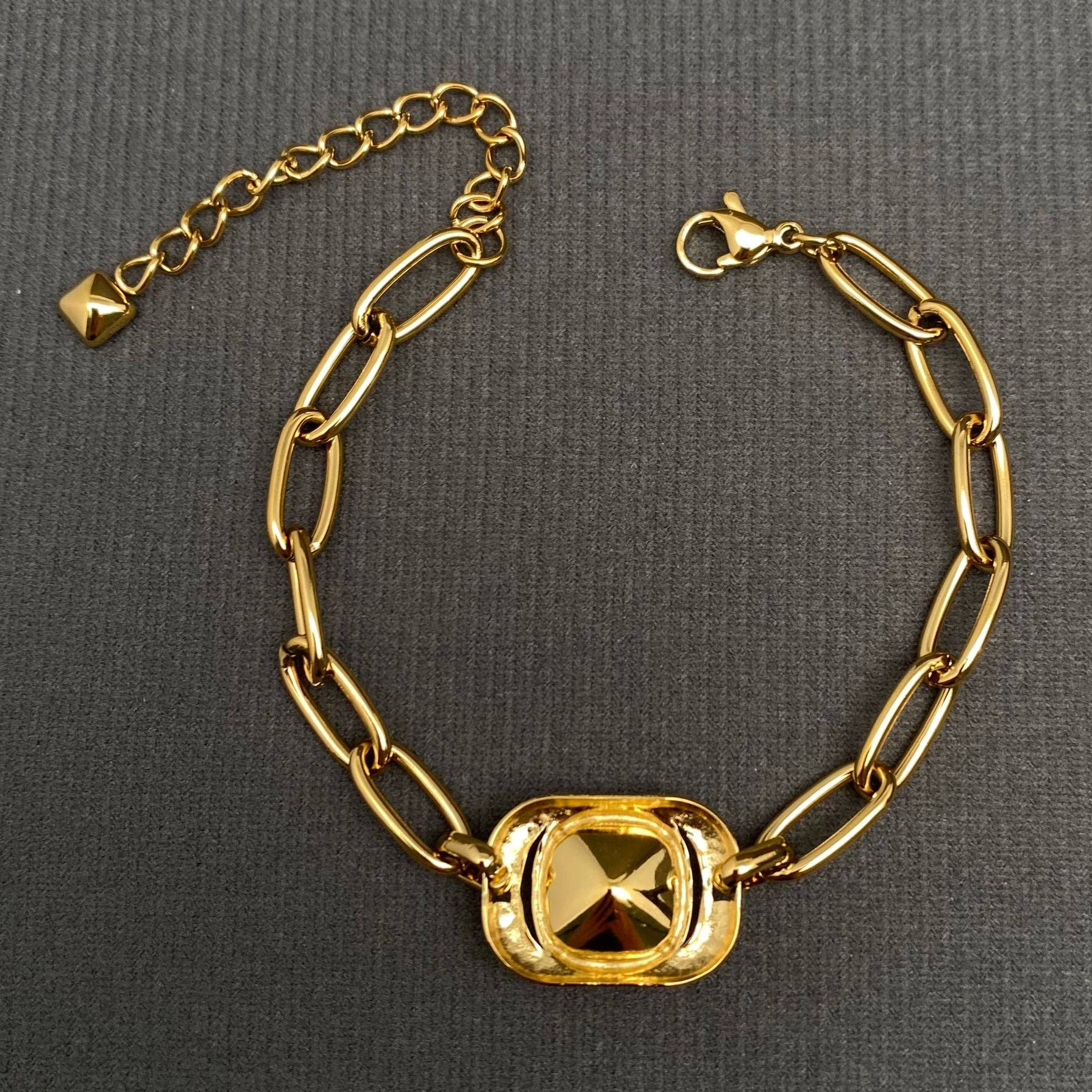 Green Zircon Charm 18K Gold Plated S.Steel Bracelet - FGS