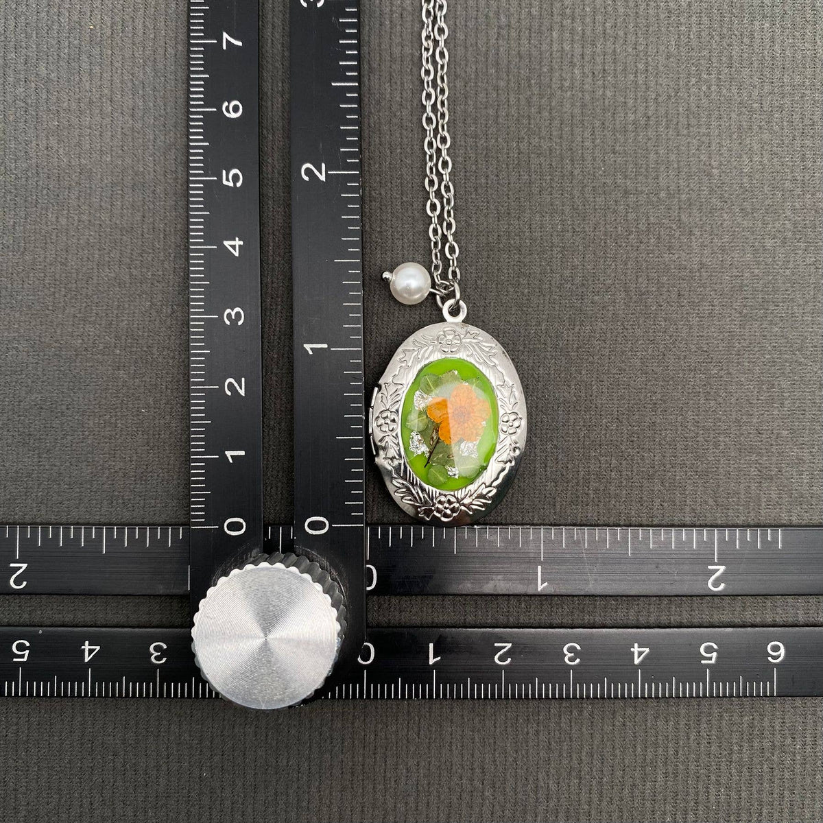 Dried Flowers Oval Locket Charm Stainless Steel Necklace - PDF: B