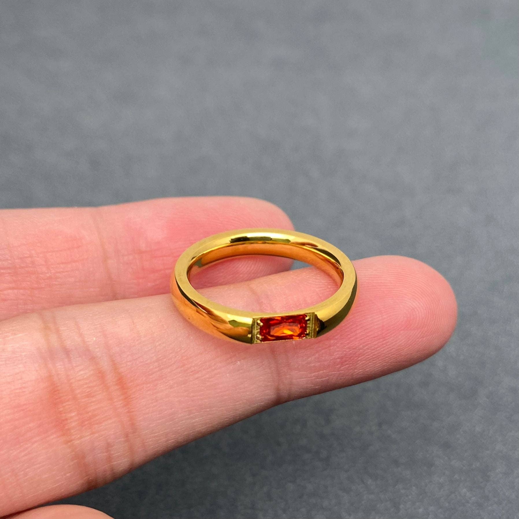 3.5mm Inlaid Zircon 18K Gold Plated Steel Ring - FGS: Purple / 8