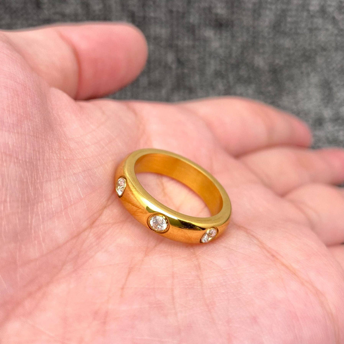FGS - Inlaid Zircon 18K Gold Plated Stainless Steel Ring: White / 8