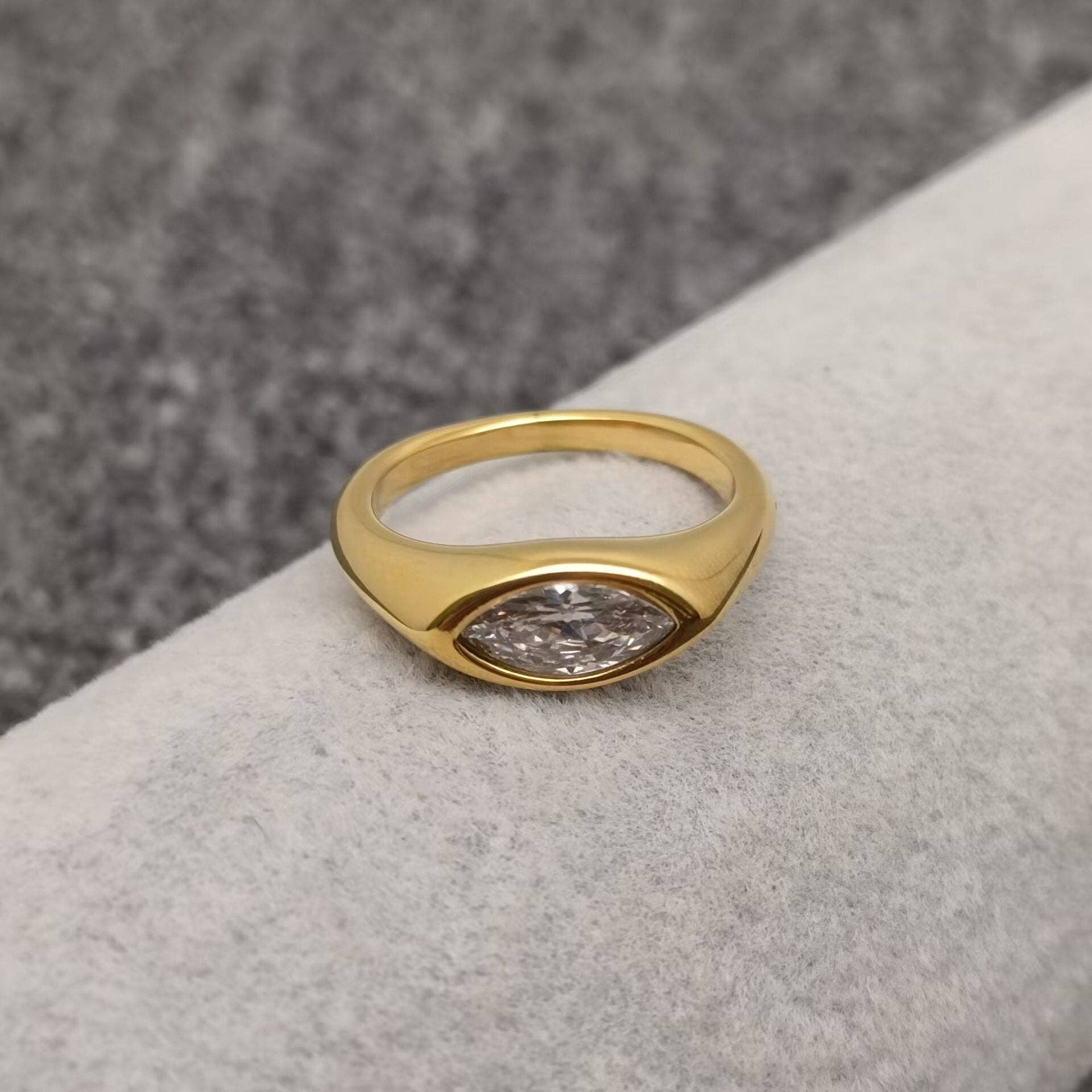FGS - Horse Eye Zircon 18K Gold Plated Stainless Steel Ring: Purple / 8