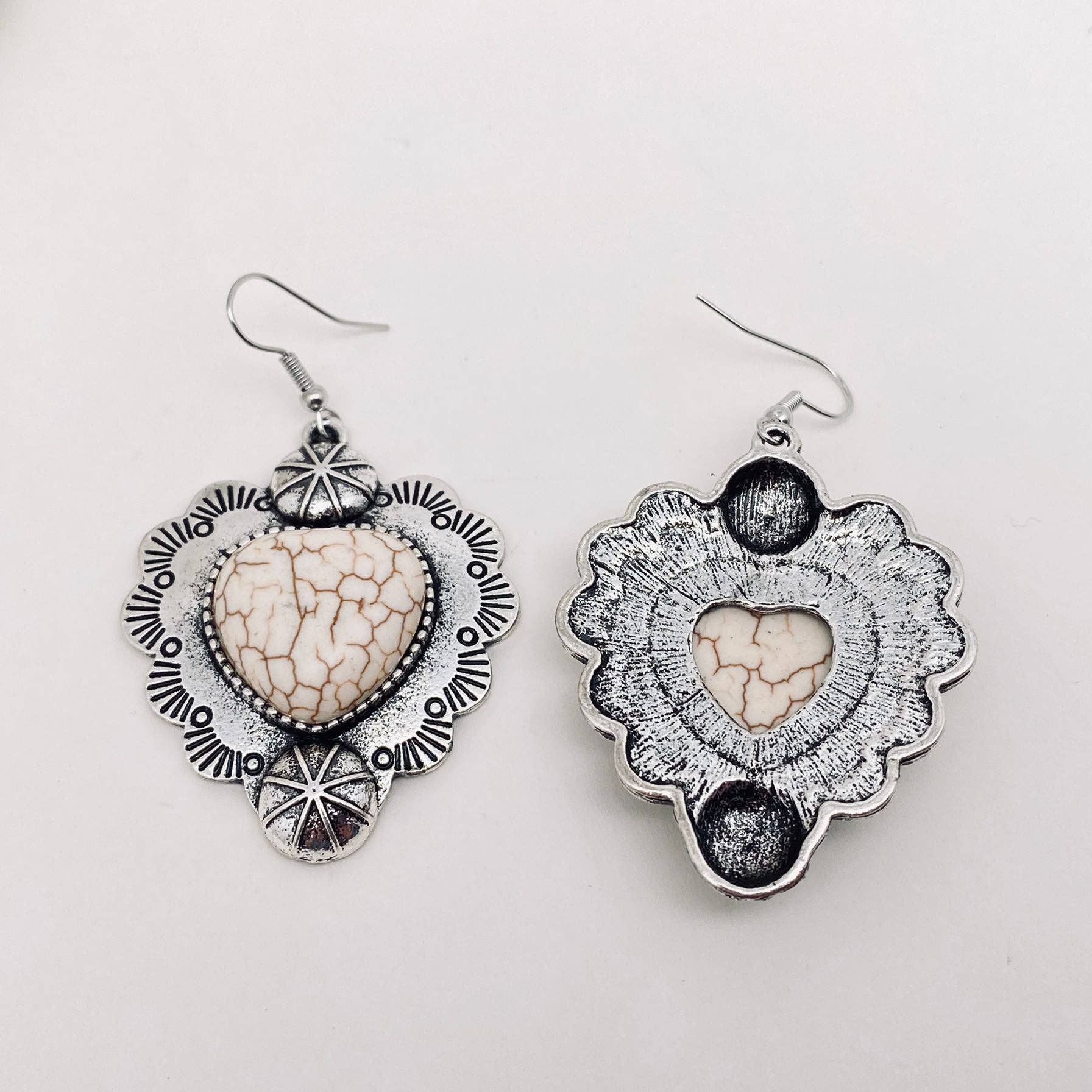 Heart-Shaped Turquoise Charm Dangle Earrings - WJ: Blue