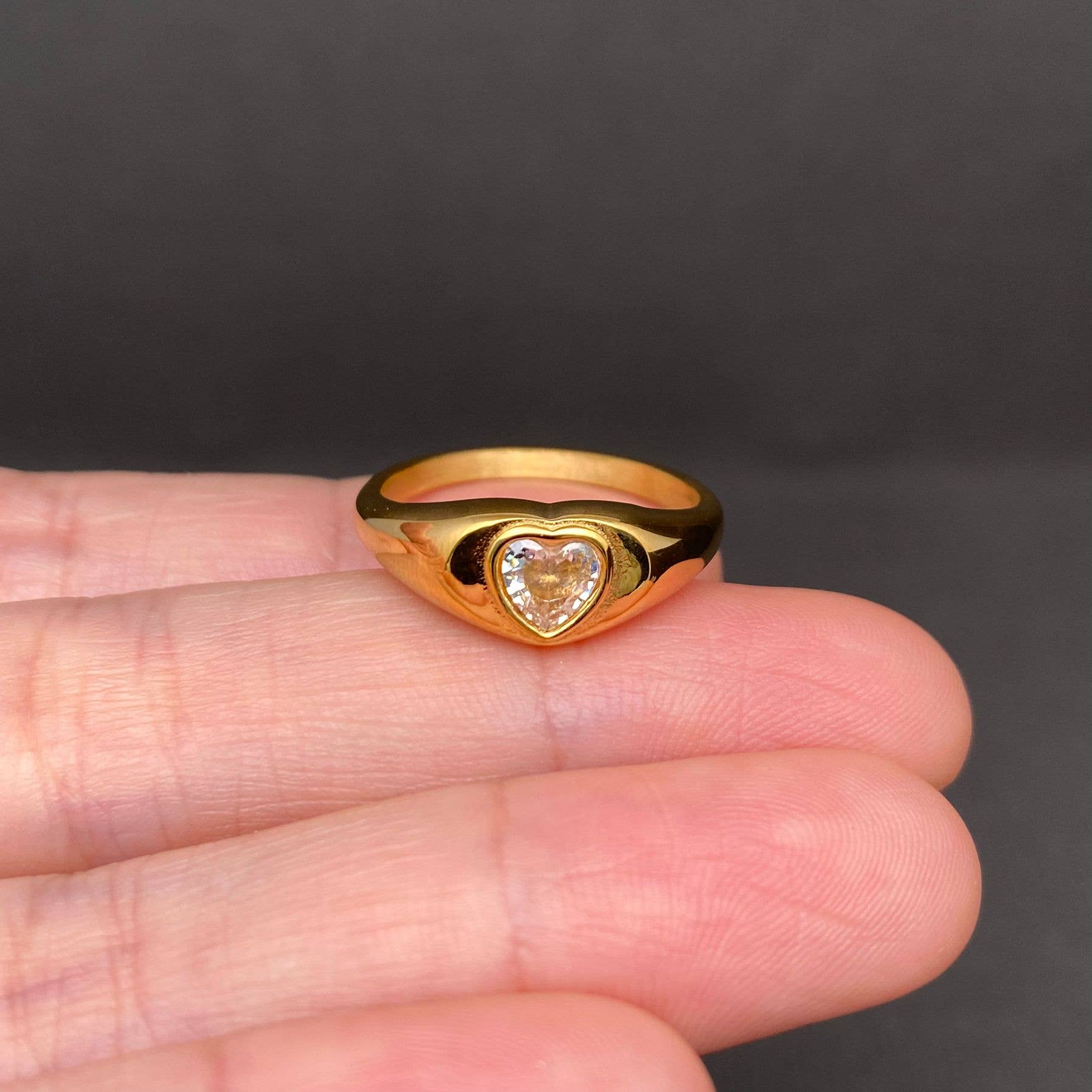 Heart Zircon Inlaid 18K Gold Plated S.Steel Ring - FGS: Golden / 9