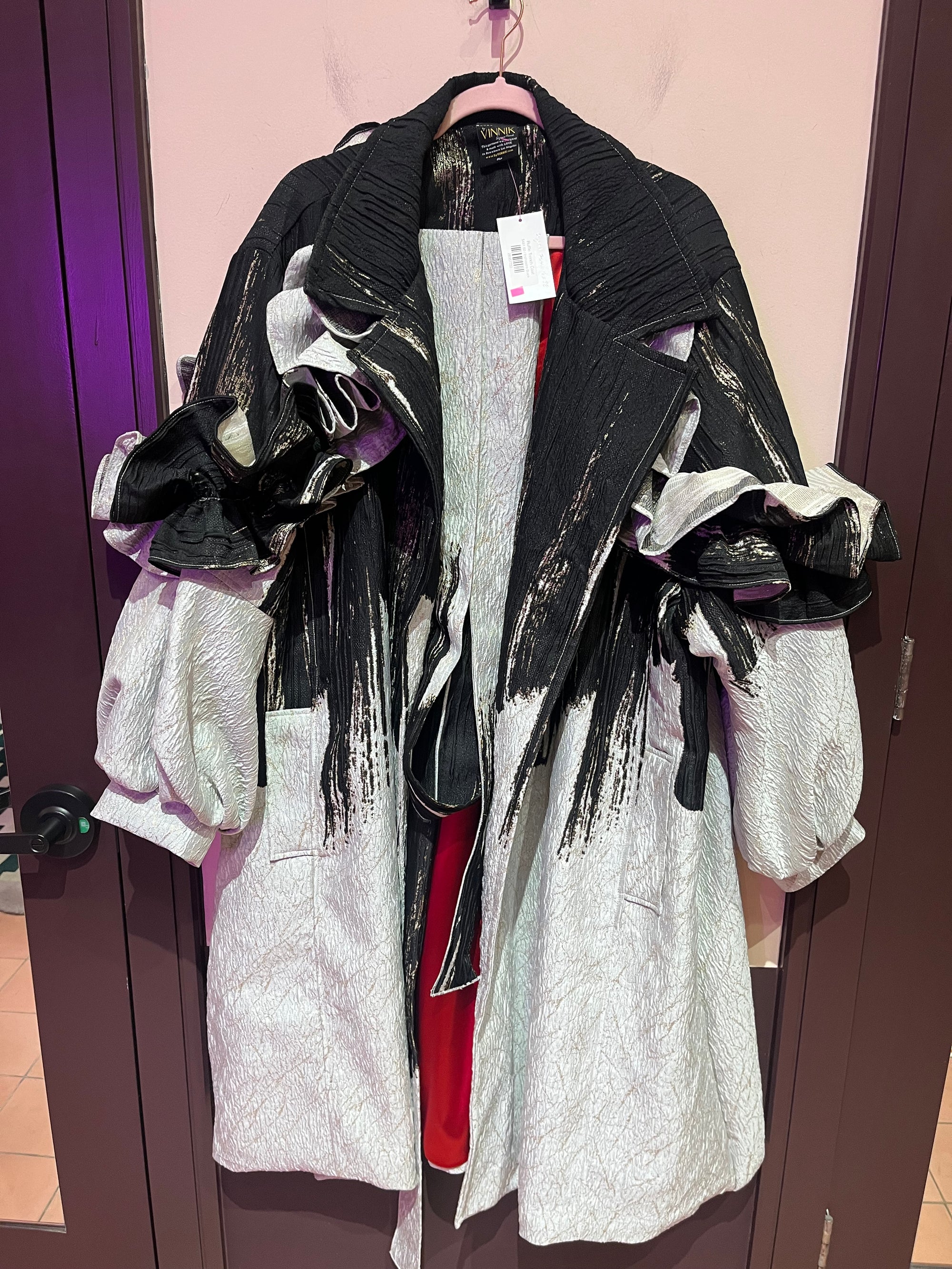 byVINNIK Ruffle Trench Coat