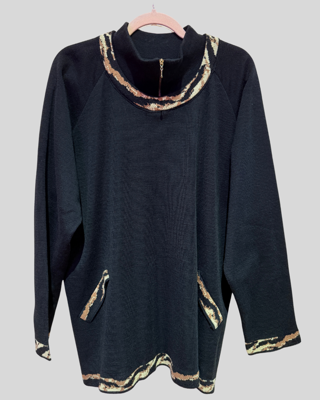 Vintage Delores Bell NWT Wool Blend Black and Animal Pullover (3X)