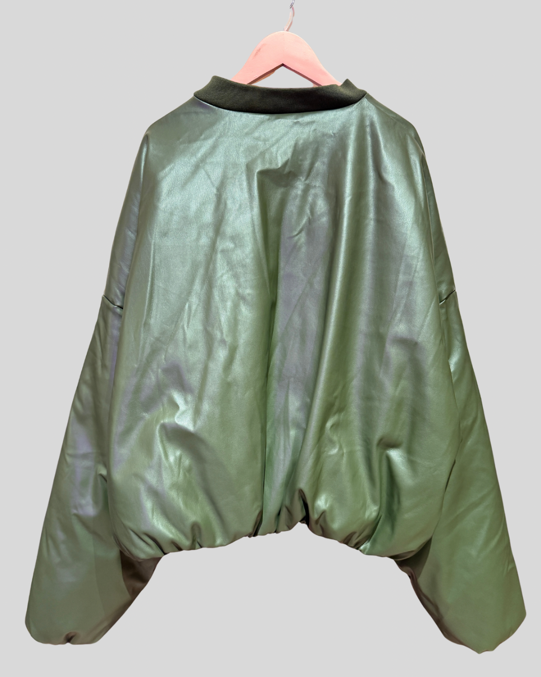 Pretty Little Thing NWT Green Faux Leather Bomber Jacket (22)