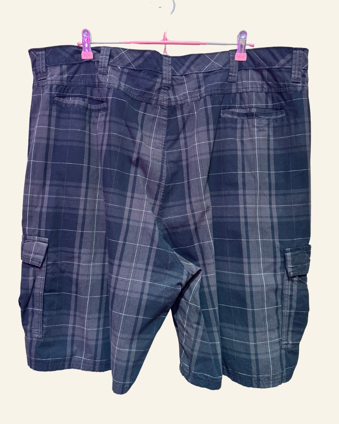 Wrangler Plaid Cargo Shorts (44 Fits 2/3X)