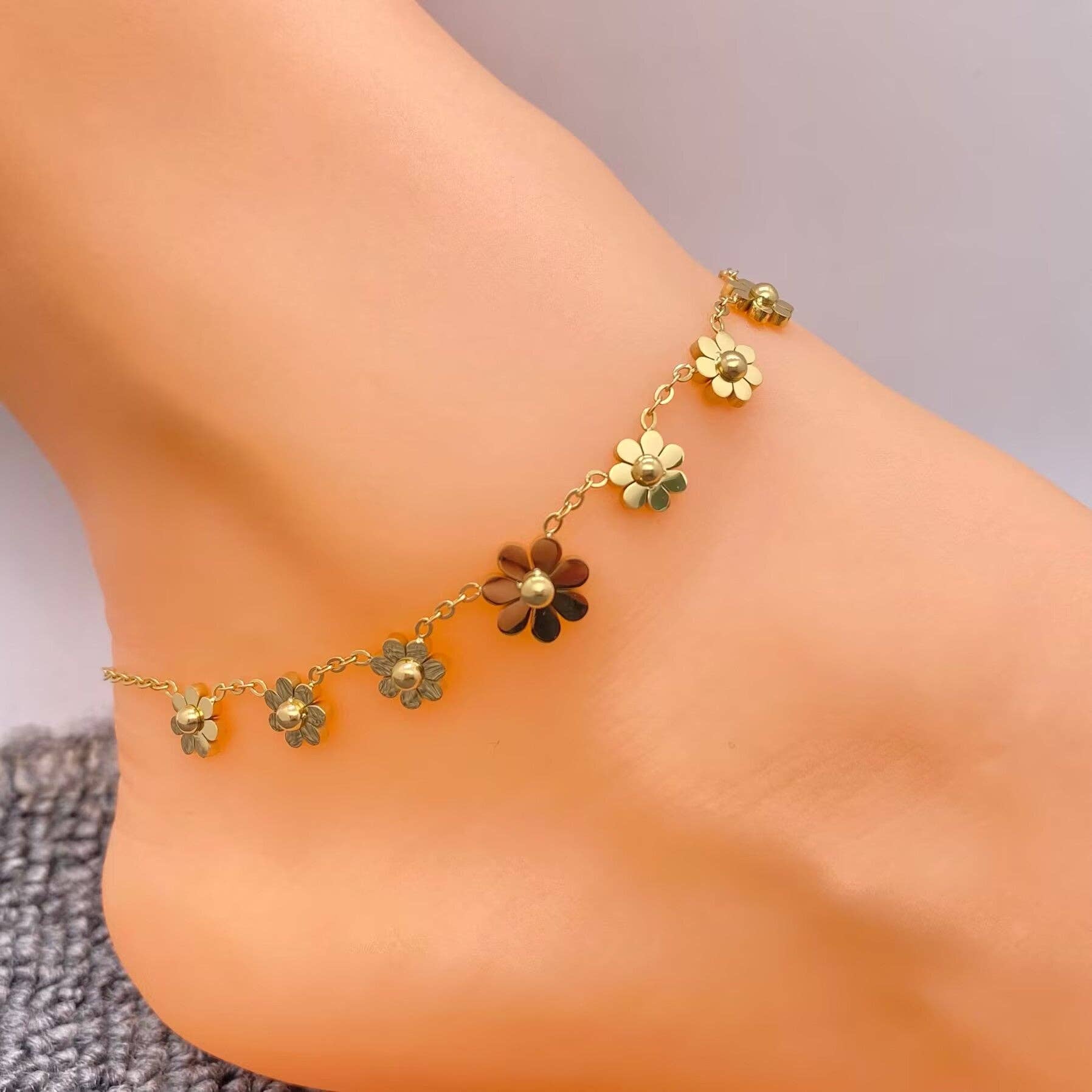 18K Gold Plated S.Steel Glossy Daisy Charm Anklet - FGS