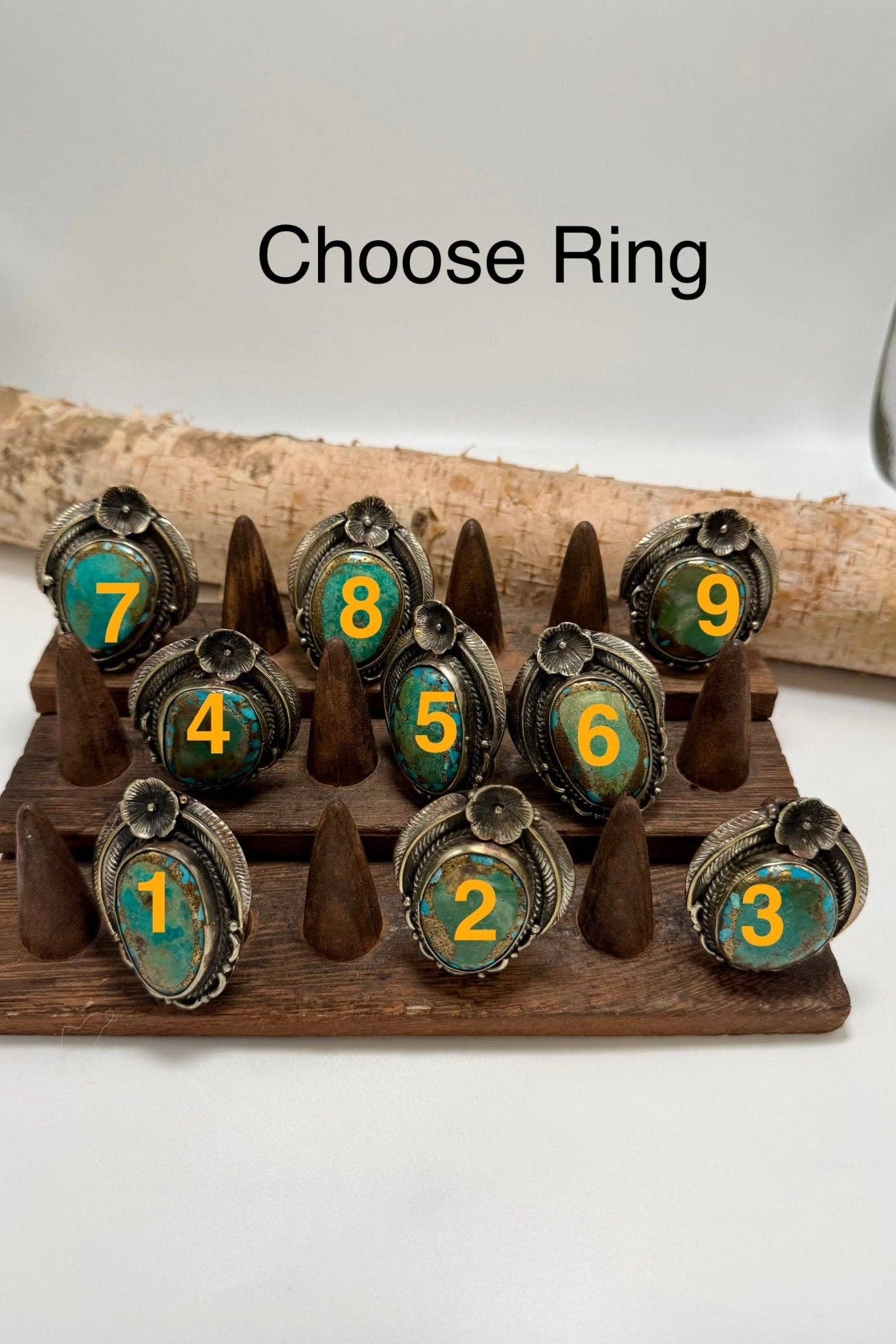 Green Hues Pattern Oval Ring: 8