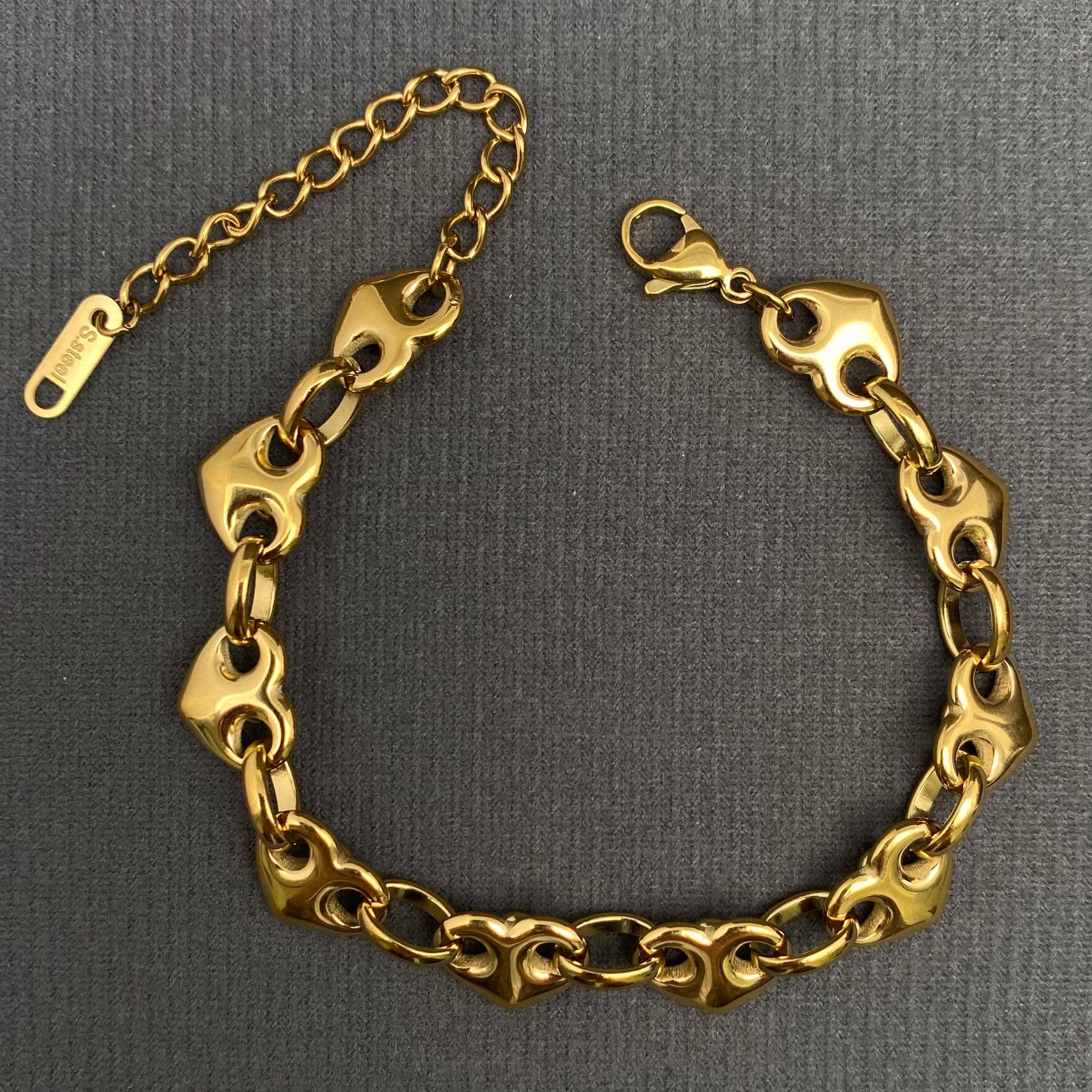 Zircon inlaid heart linked 18K Gold Plated SS Bracelet - FGS