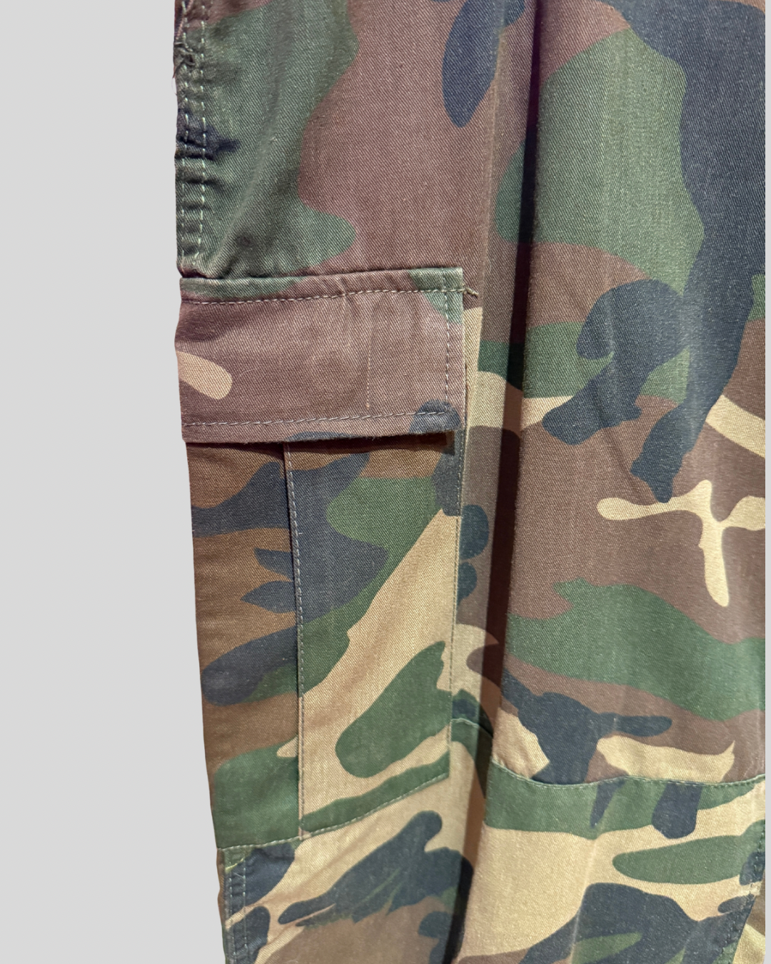 Vintage Jet Leg Camo Cargo Pants (3X)
