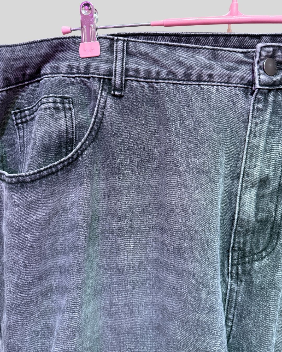 Cider NWT grey cargo jeans (3x)