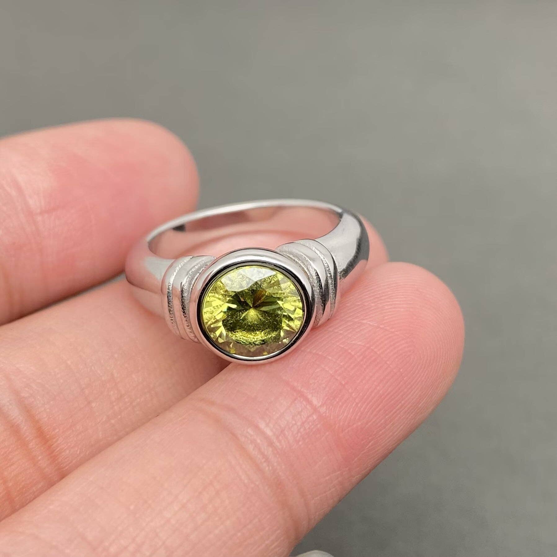 18K Gold Plated S.Steel Sparkling Zircon Inlaid Ring - FGS: Steel color / 8