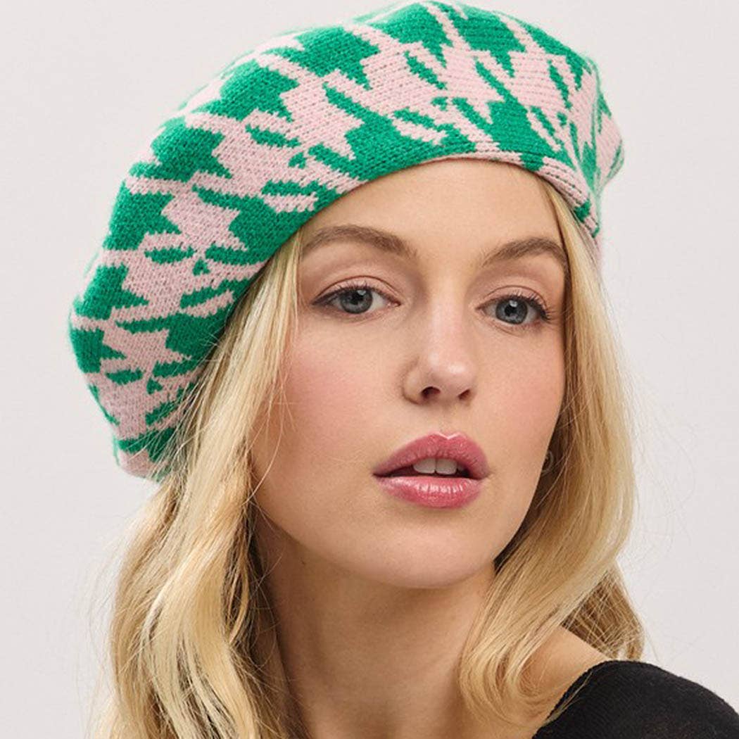 Houndstooth Knit Beret: Red