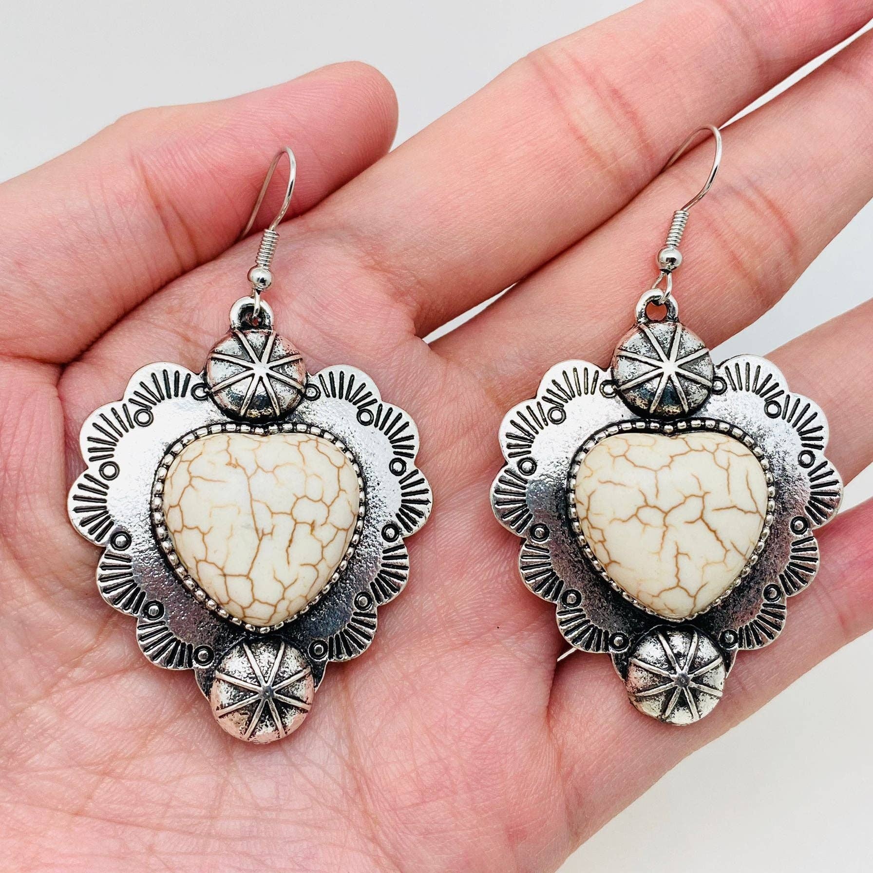 Heart-Shaped Turquoise Charm Dangle Earrings - WJ: Blue