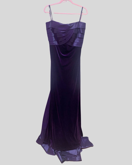 Tadashi Shoji NWT Plum Purple Conley Velvet Taffeta Ruffle Rosette Strapless Gown