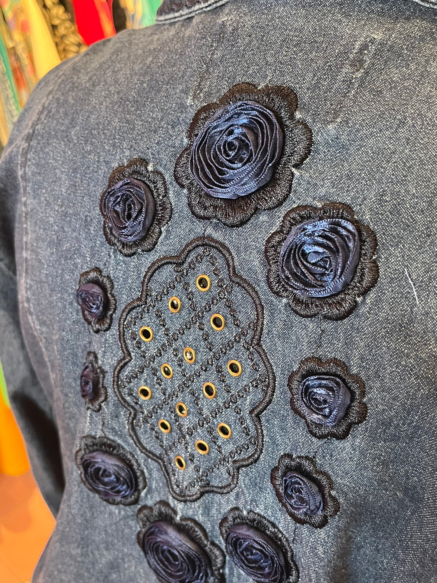 90s Rosette Embroidered Denim Jacket (3x/4x)