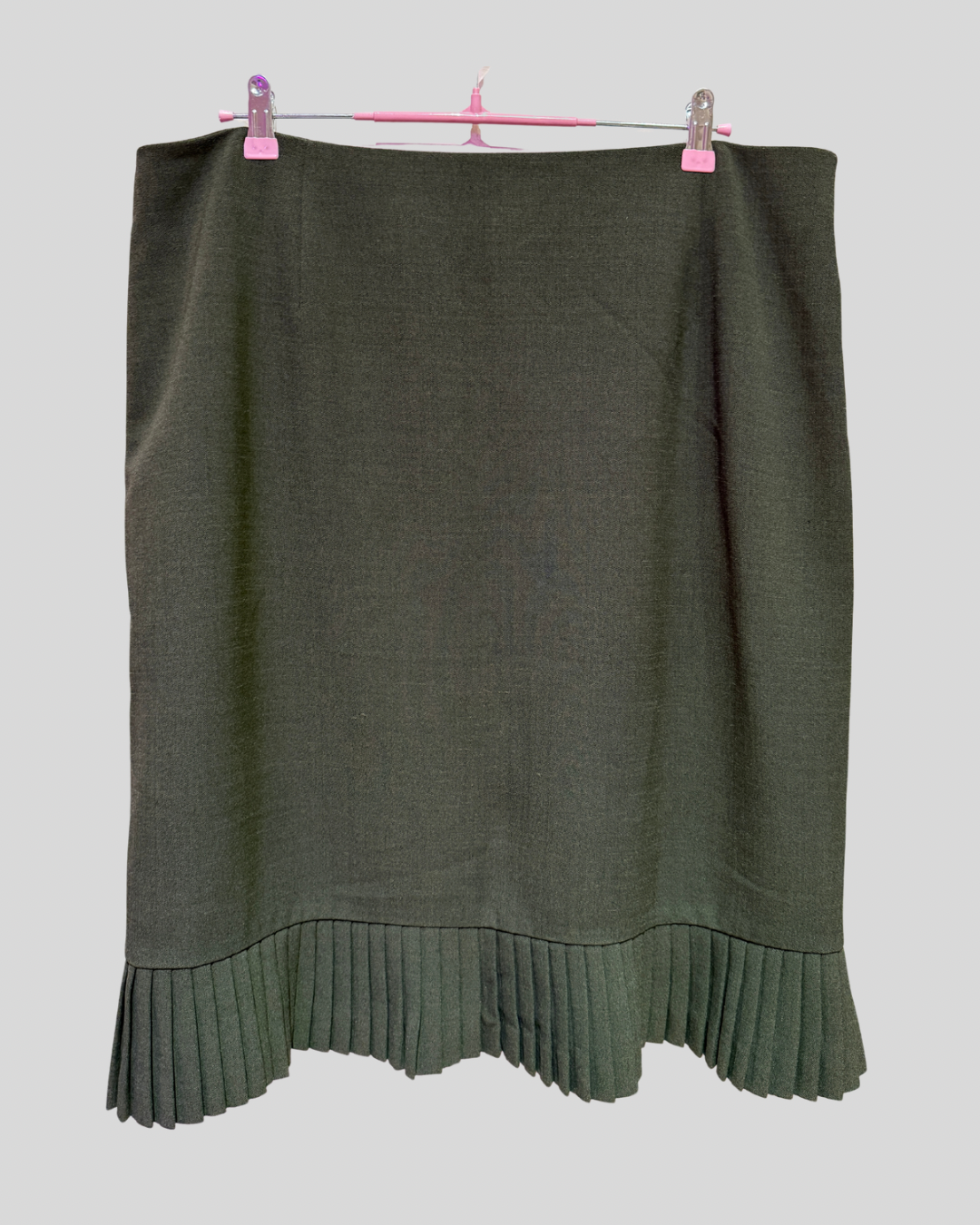 Vintage Alfani Olive Green Pleated Hem Skirt (18)
