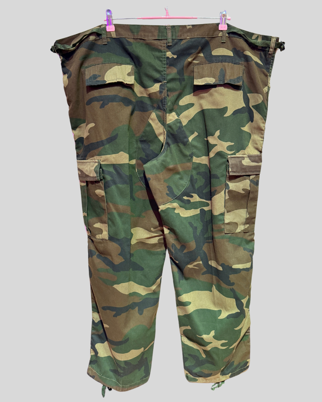 Vintage Jet Leg Camo Cargo Pants (3X)