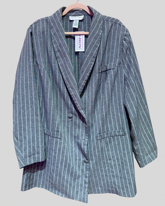 Vintage Allison Woods Grey Stripe Blazer (26)