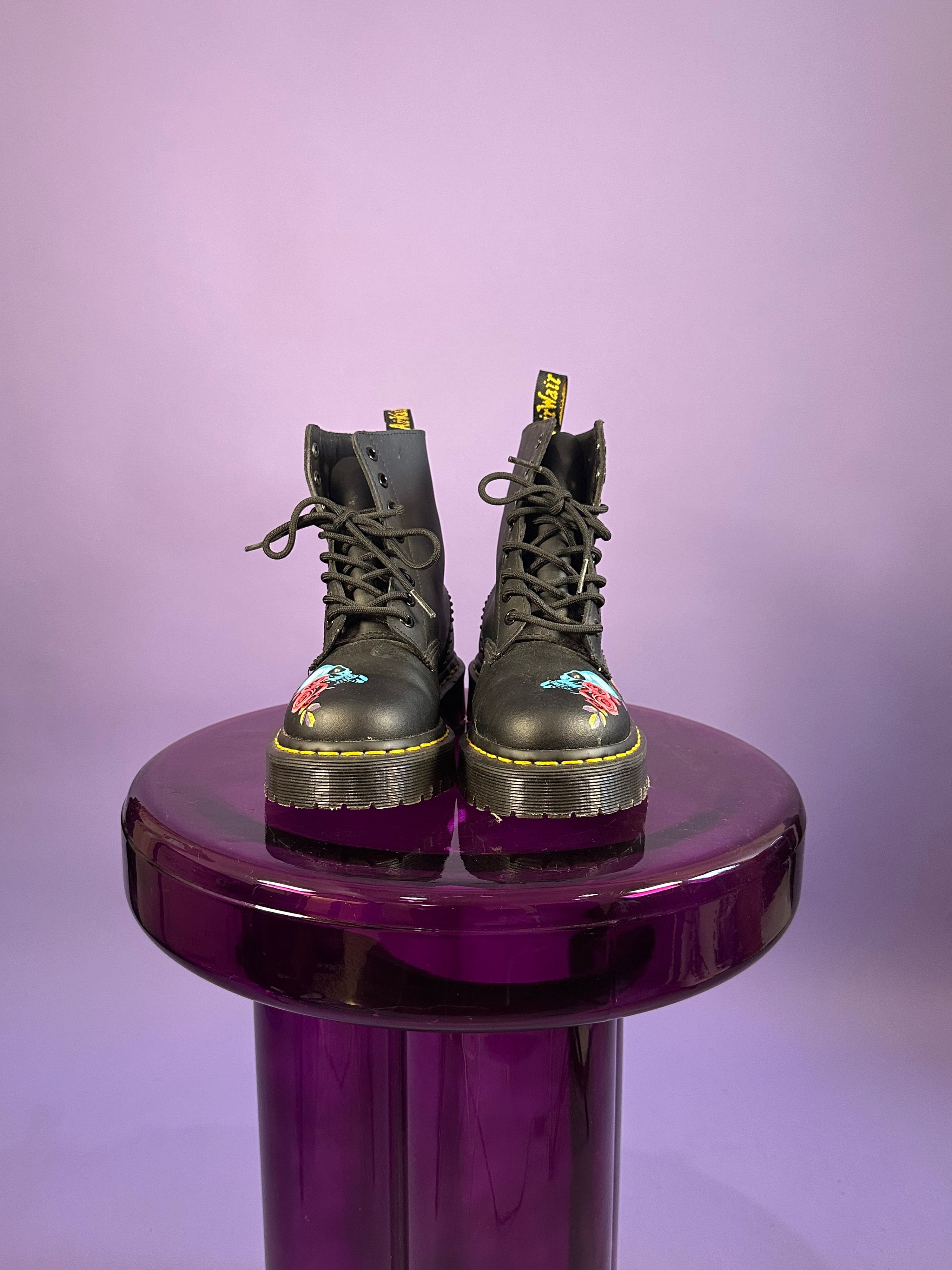 Dr. Martens Platform Skull Hearts Boots (5W)