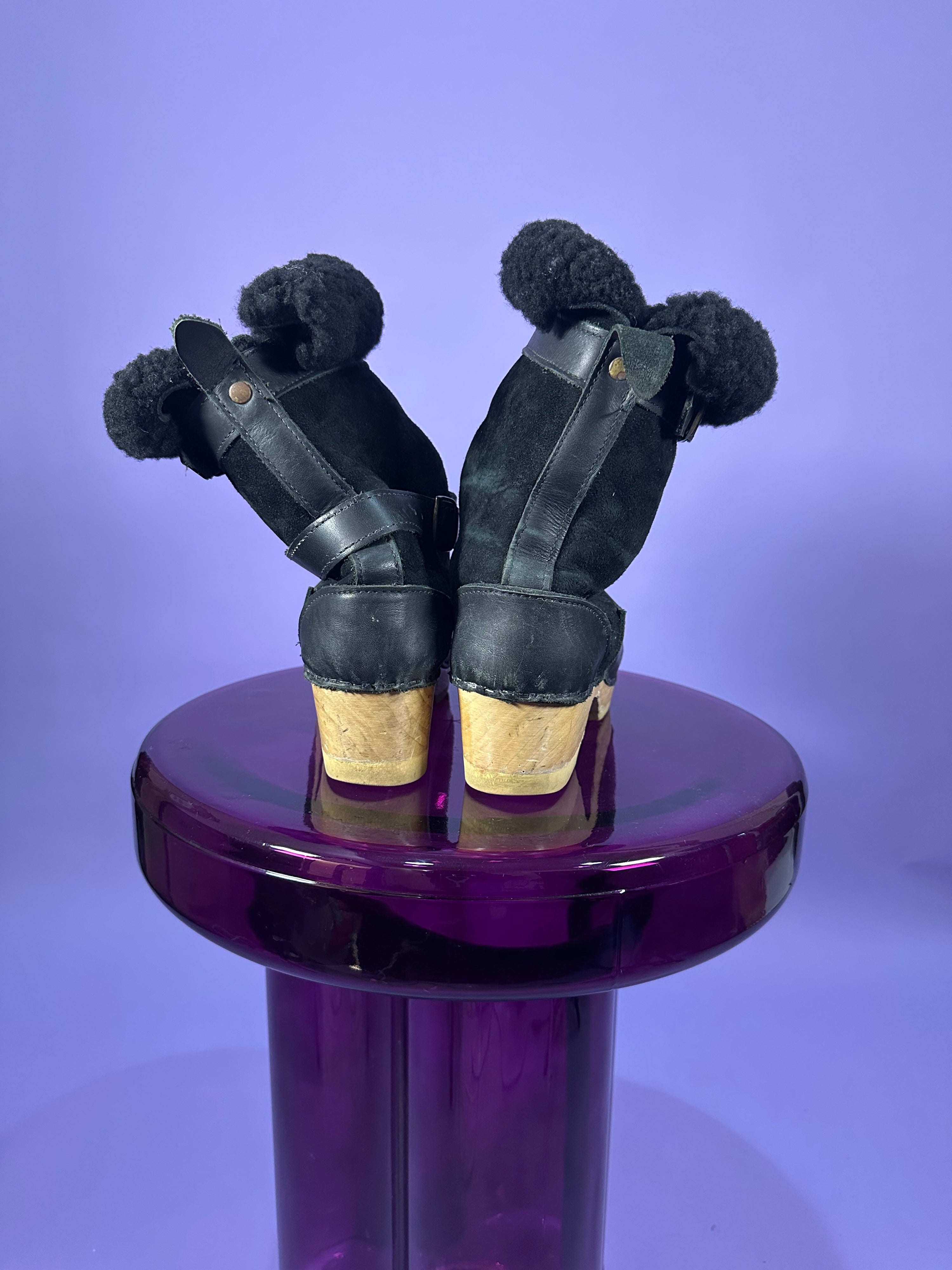 SVEN Shearling Clog Boots (42)