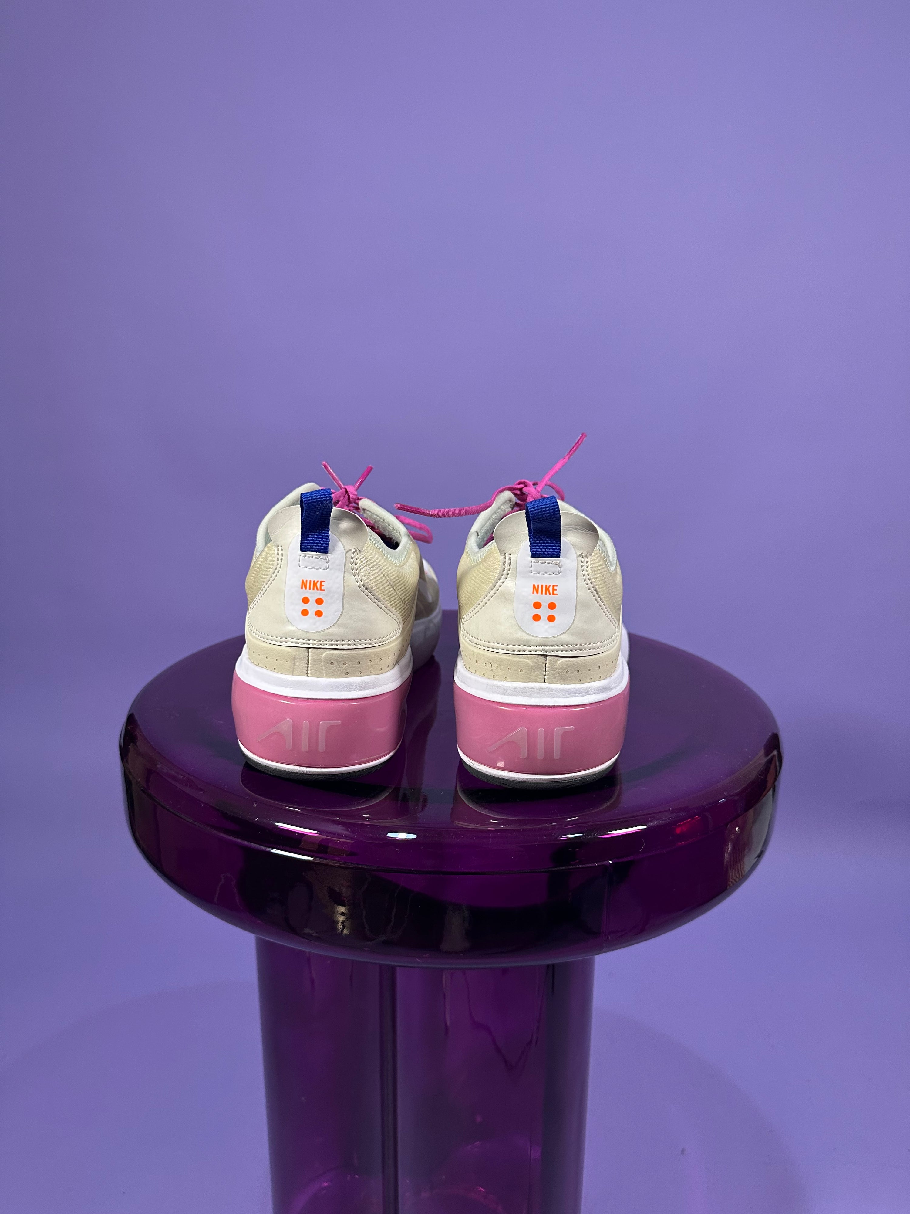 Nike Air Max Dia Fossil Sneakers (12)