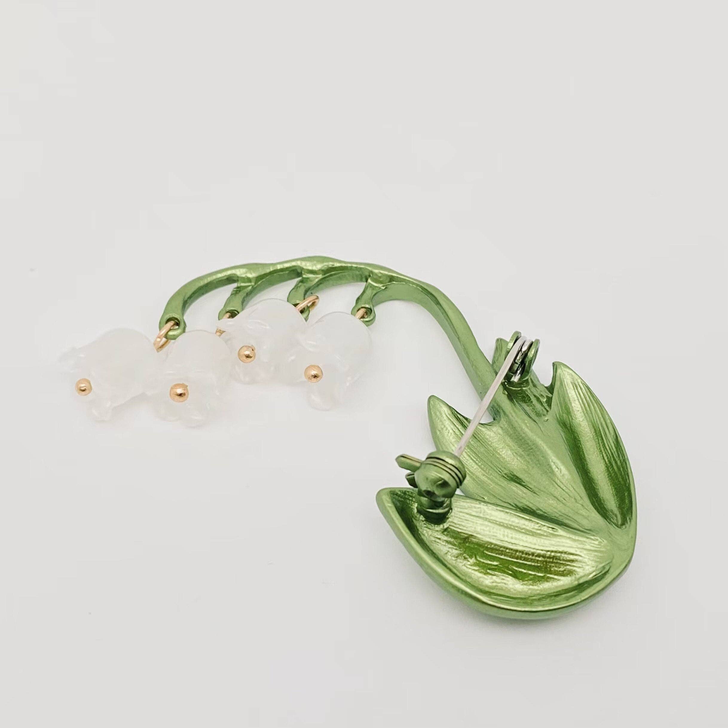 Vintage Glaze Lilies Flower Brooch